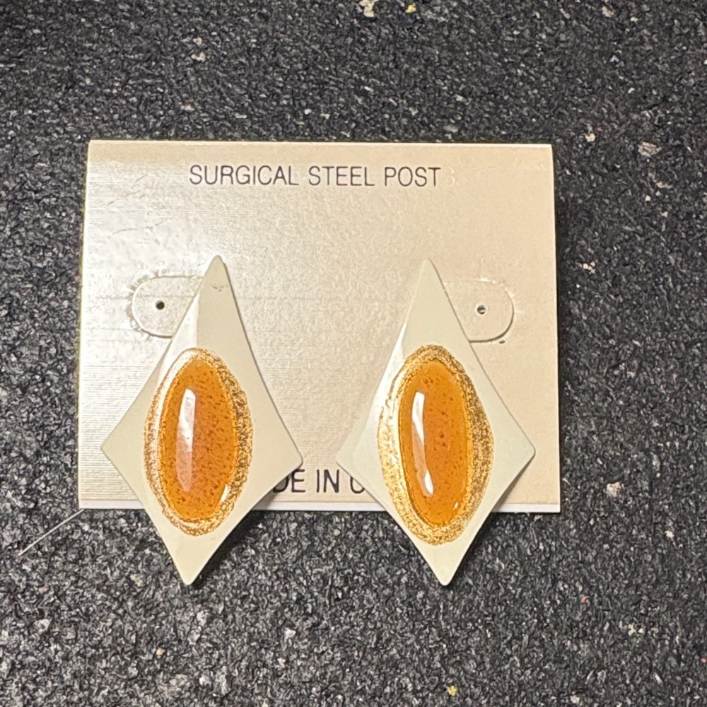 Vintage  Gold and Cream Earrings